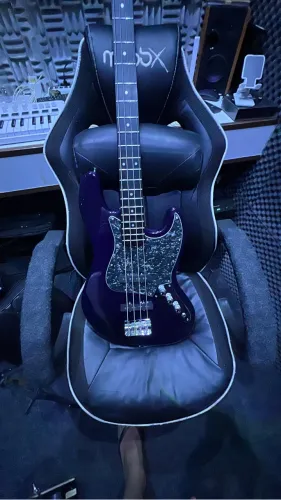 Baixo jazz Bass