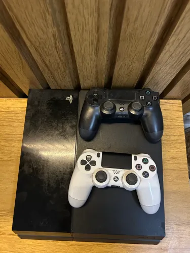 PS4