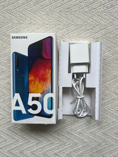 Samsung Galaxy A50 128GB Com Caixa e Carregador Original