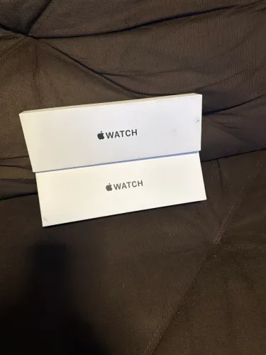 Apple Watch SE segunda geração GPS mais celular 44 mm