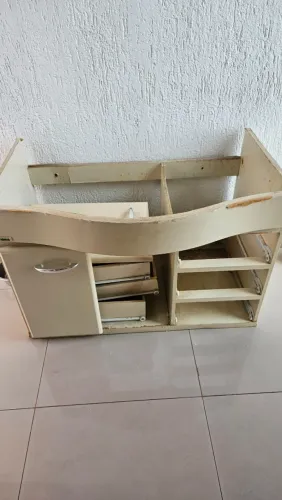 Doação armário de banheiro