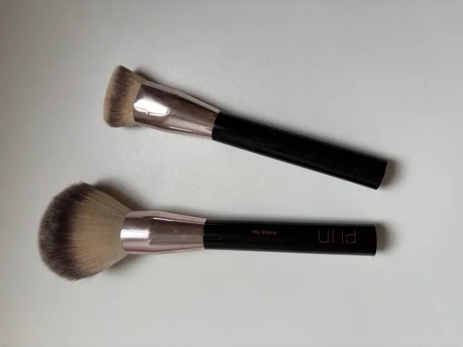 Kit originais pincéis Natura para pó e base