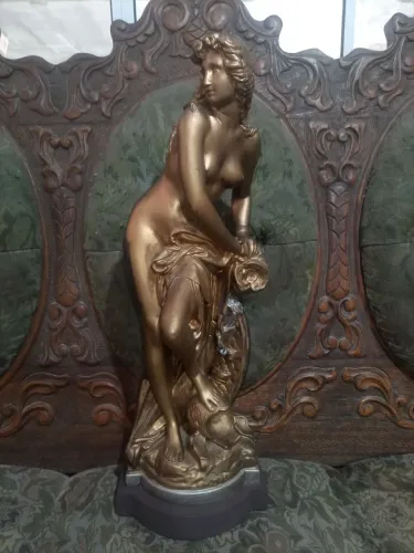 Estátua 70 cm