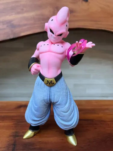 Action Figure Dragon Ball - Kid Boo Soltando Poder 19cm