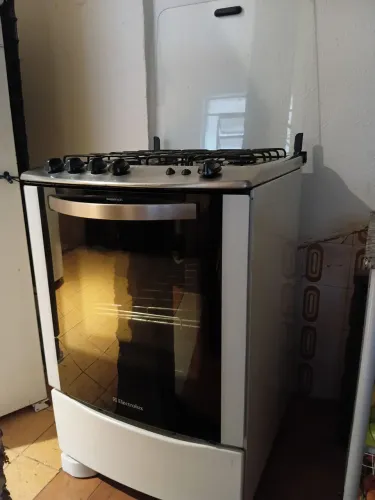 Fogão 4 bocas Electrolux 