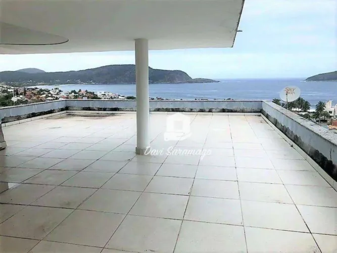 Casa com 4 quartos à venda, 360 m² - Camboinhas - Niterói/RJ