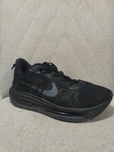 Tênis Nike 