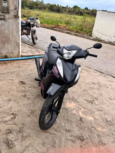 Shineray Jet especificamente para mulheres
