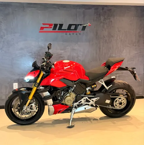 Ducati Street Fighter V4S 2022