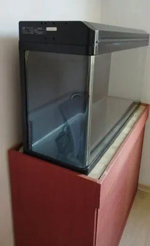 AQUÁRIO VIDRO QUINA CURVA 1M X 30CM x 40cm (120L) C/MOVEL