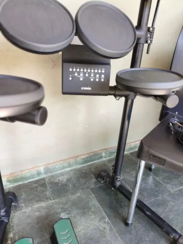 Bateria Yamaha dtx 400 k