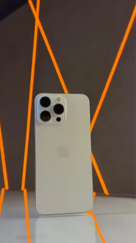 REPOSIÇÃO DE 15 PRO MAX BRANCO!