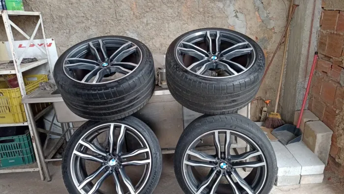 KIT 4 RODAS ORIGINAL ARO 21 BMW X6 M 4.4 V8. MICHELIN NOVO!