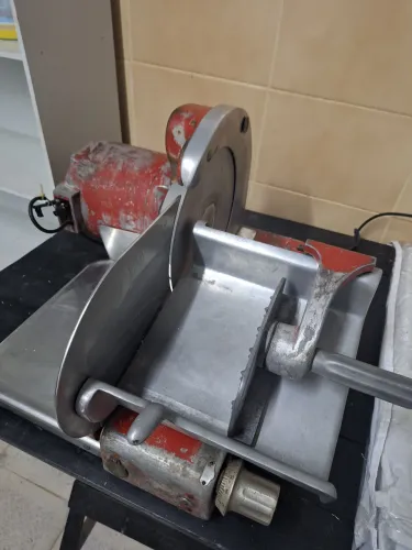 Cortador de Frios Profissional 127V -Funcionando muito bem