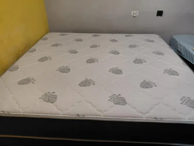 Cama Box + Colchão King Size Probel (Usado só 3 Noites!)