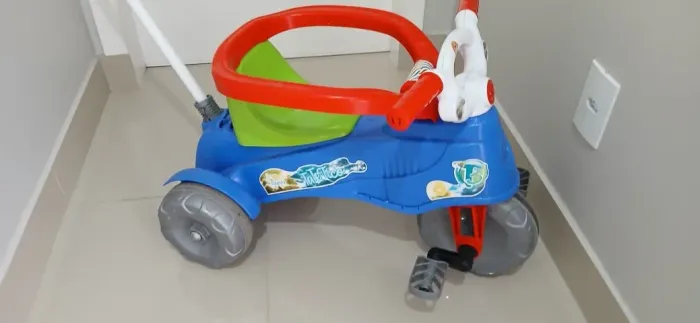 Triciclo Calesita Ta Te Tico 2 em 1 Azul - Passeio e Pedal