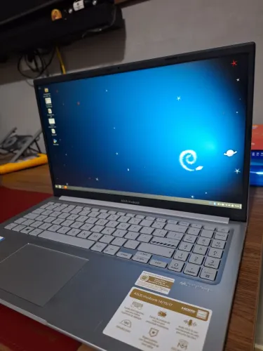 Notebook ASUS Vivobook 15 i5 13ª Ger - 8GB RAM 256GB SSD (Na Garantia/NF)