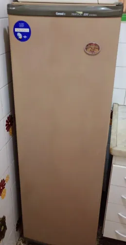Geladeira Consul Pratice 230 Caramelo perfeita