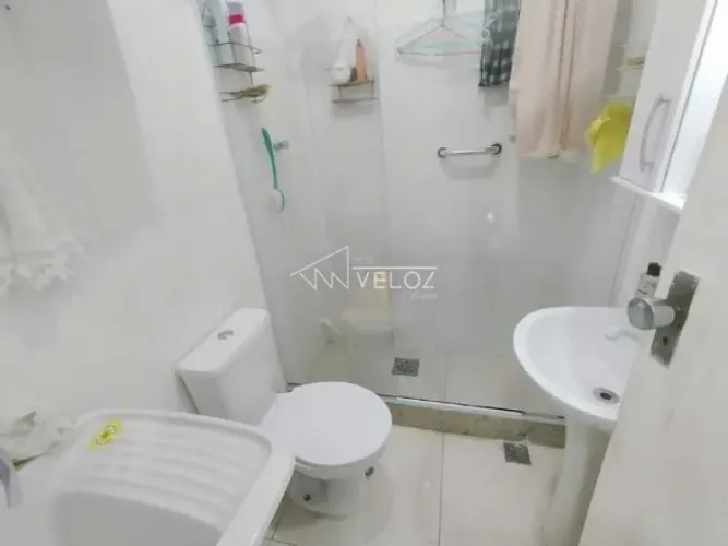 Kitnet/Conjugado - / Residencial / Centro