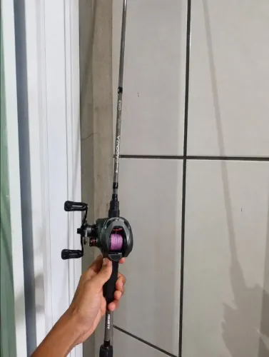 Kit carretilha cast x e vara albatroz cadenza