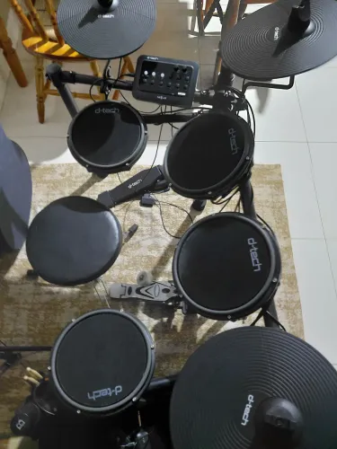 Bateria eletrônica D-tech