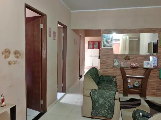 AM-vende-se casa em linhares