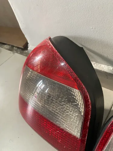 Par Lanterna Traseira Audi A3 1996-2003 Bicolor Original (Usado)