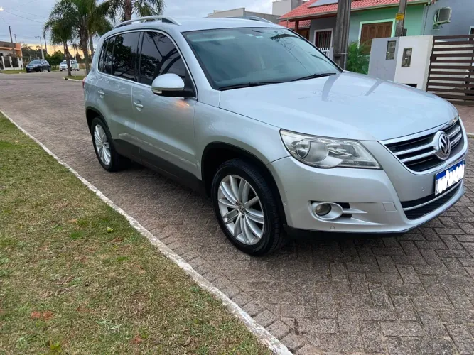 Volkswagen Tiguan 2.0 TSI 16V 200cv Tiptronic 5P 2011
