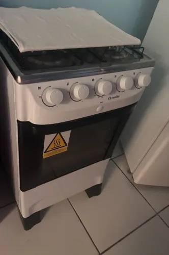 Vendo geladeira e fogão