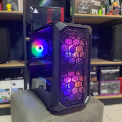 PC Gamer Ryzen 3 3300X, RX 550 4GB, 16GB RAM, SSD 256GB, A320, Gabinete Galax