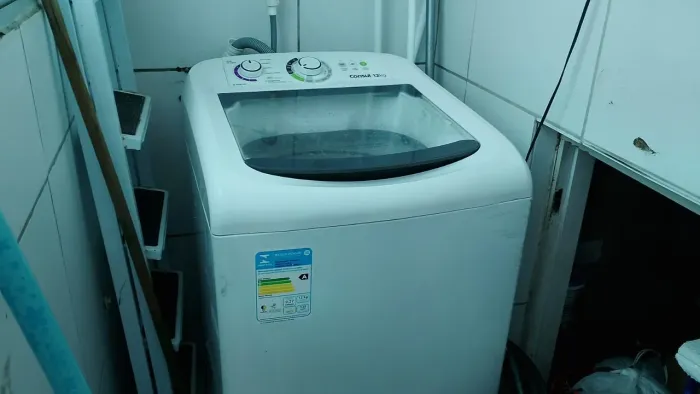 Máquina de lavas Consul 12kg