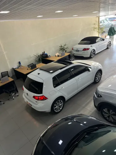 Volkswagen Golf Comfortline 1.4 TSI 140cv Aut. 2015