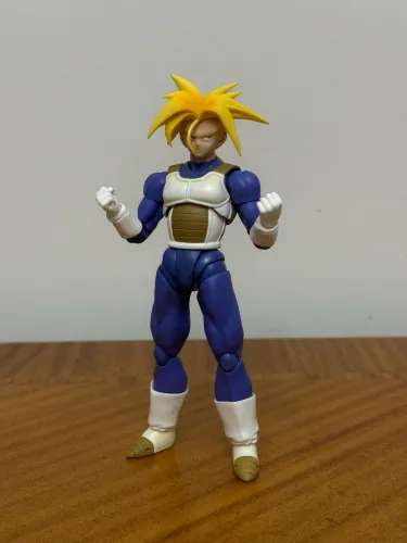 Super Saiyan Trunks (Sh Figuarts) Shf Bandai 