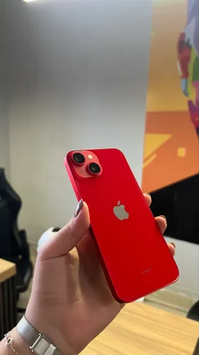 iPhone 14 128GB vermelho 