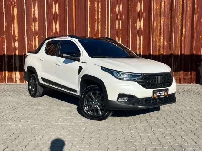 Fiat Strada Volcano 1.3 Flex 8V CD 2025