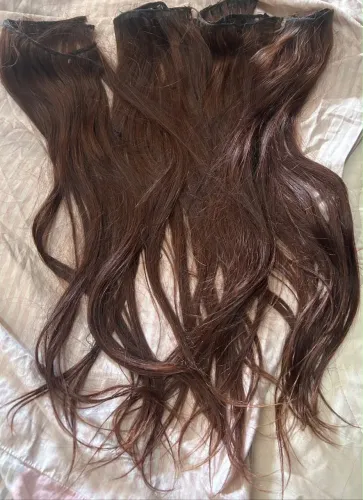Cabelo humano.