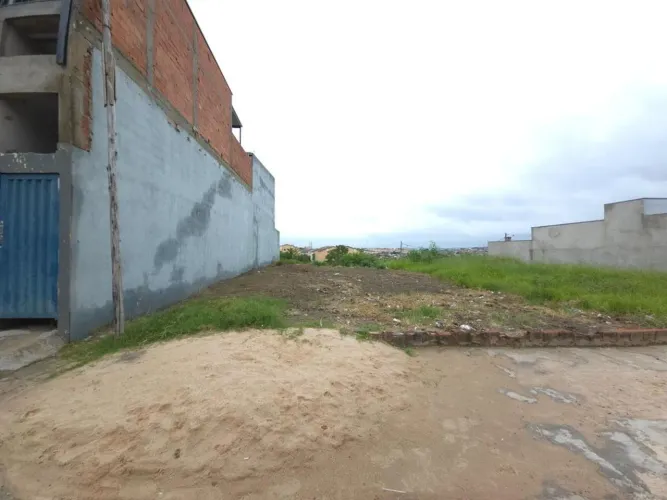Terreno à venda em Sumaré, Santa Joana