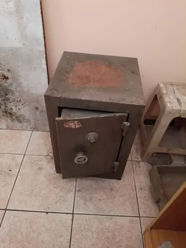 divisórias, cofre, geladeira