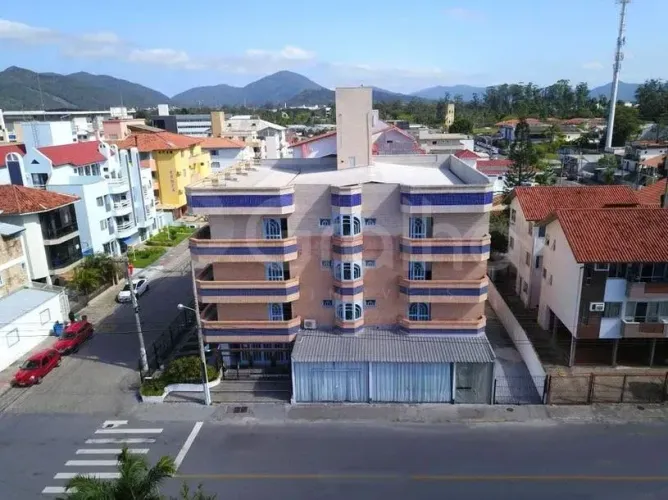 Imóvel para venda com 1475 metros quadrados com 28 quartos em Canasvieiras - Florianópolis