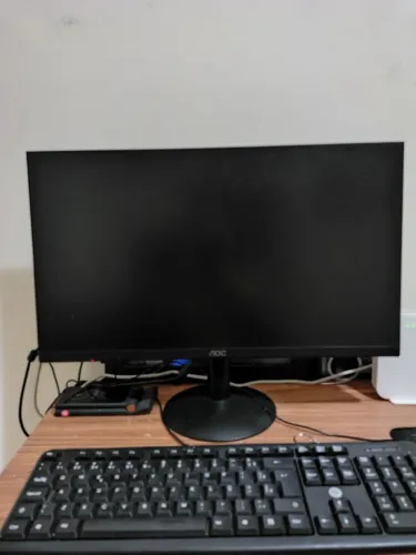 Monitor AOC 22" tela widescreen infinita 12hz Full HD