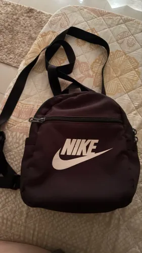 vendo bolsa nike pequena preta