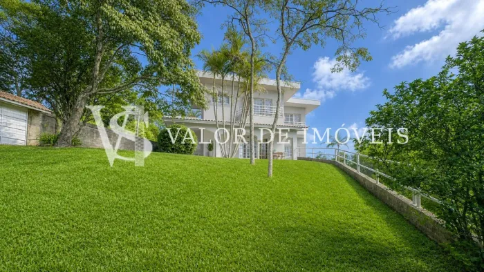 Casa 4 dormitórios no bairro Roseira em Mairiporã