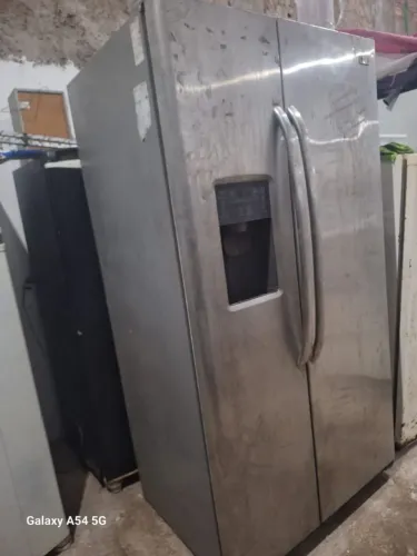 Geladeira com defeito