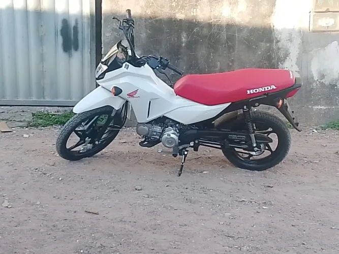 Vendo Moto Pop zera Nova 26/27