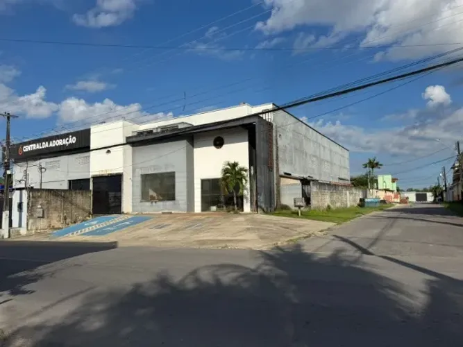 Galpão/Armazém 800m² c/ Doca e Mezanino em Flores