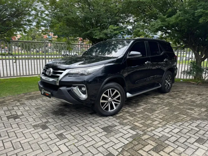 Toyota Hilux SW4 4X4 2.8 Diesel 2020