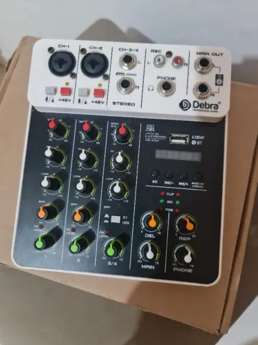 Mesa de som DEBRA 2 canais - bluetooth