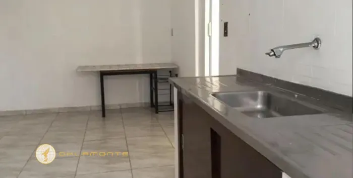 Casa com 1 Quarto(s) e 1 banheiro(s) para Alugar, 45 m² por R$ 1176 / Mês