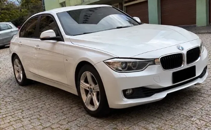 BMW 320I A 2.0 Turbo/activeflex 16V 184cv 4P 2014