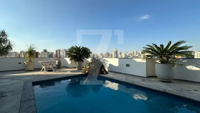 Cobertura Moema com piscina privativa